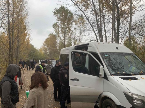 Продовження рейдерських атак на Осокорках Центральних