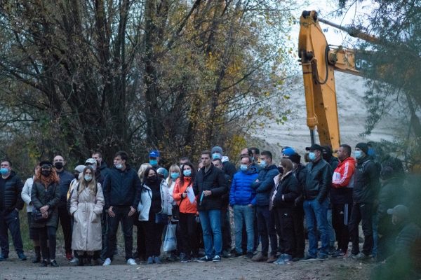 Є така професія совість продавати…