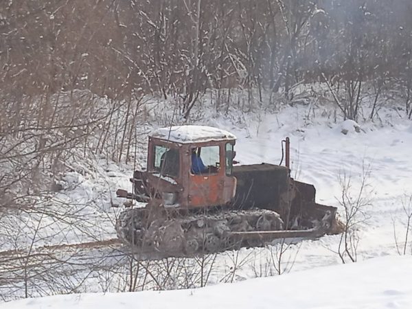 На Осокорках центральних продовжується рейдерське вивезення піска