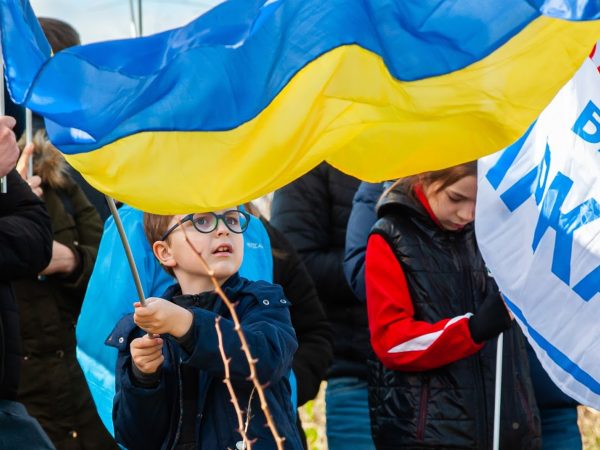 Як заручниками війни інвесторів Аркади з псевдоактивістами Екопарку за свої квартири стали діти